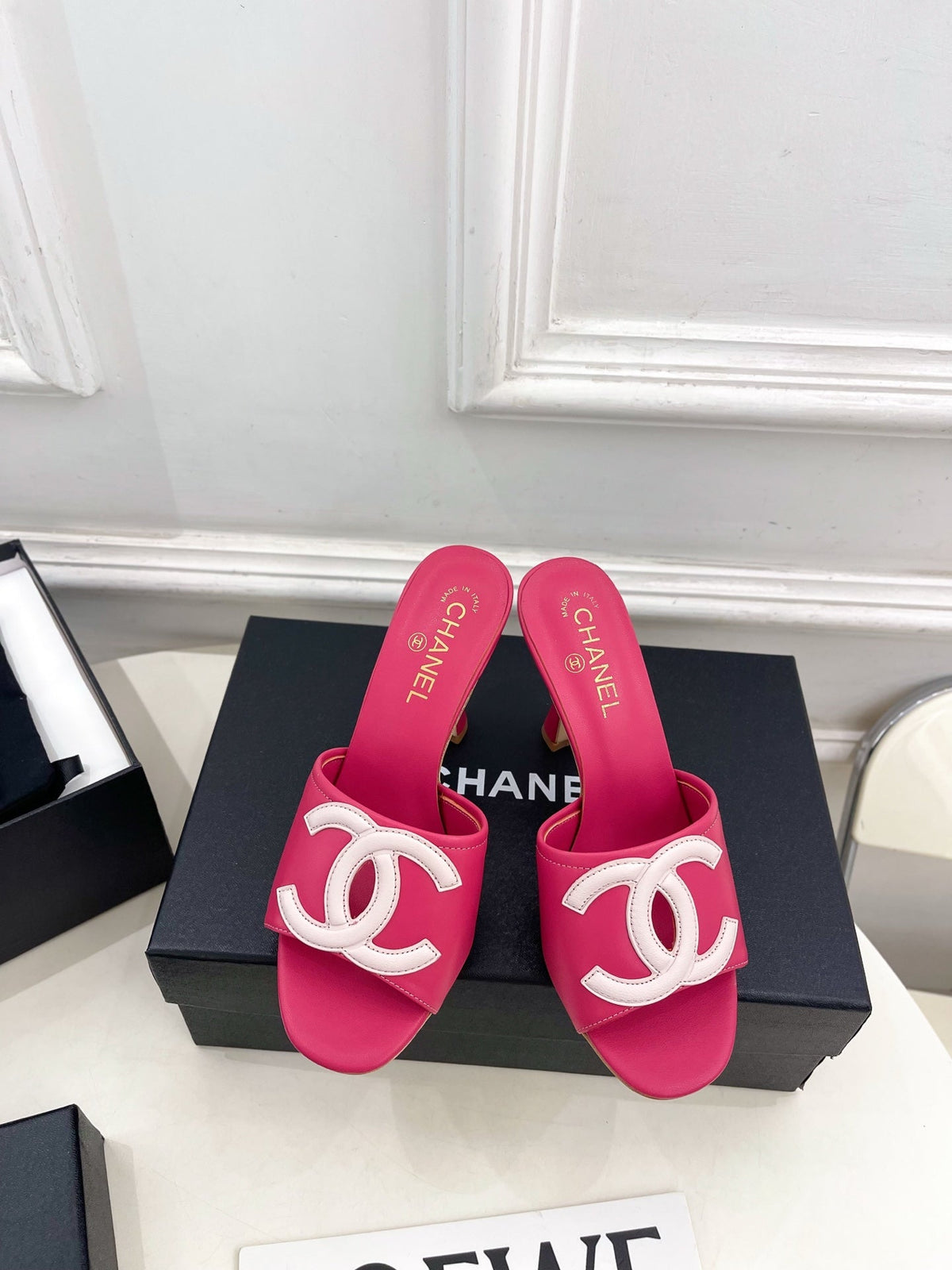CC Double C Mules 9.5cm Pink Leather 891678