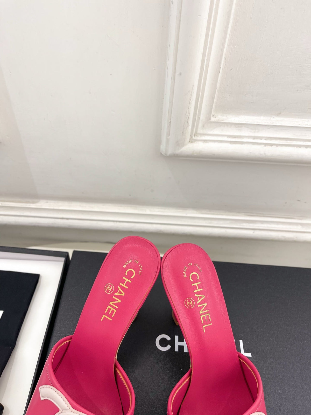 CC Double C Mules 9.5cm Pink Leather 891678