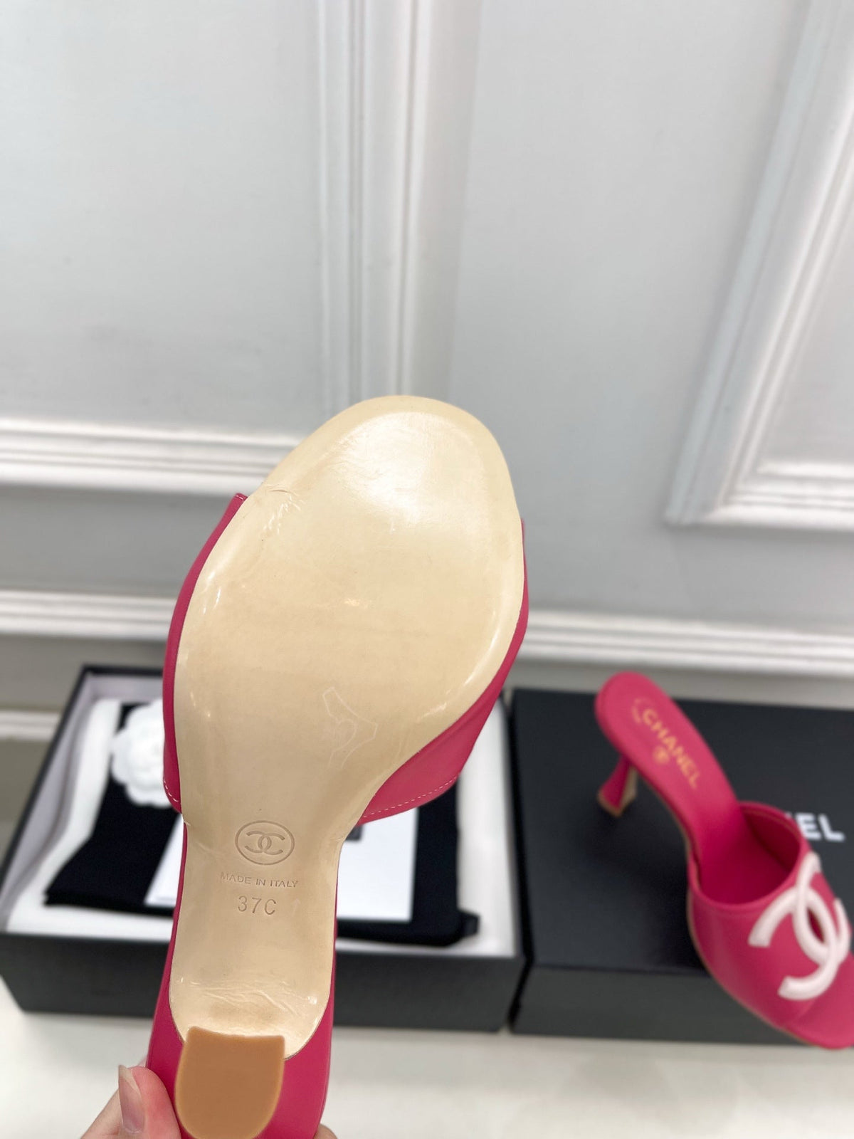CC Double C Mules 9.5cm Pink Leather 891678