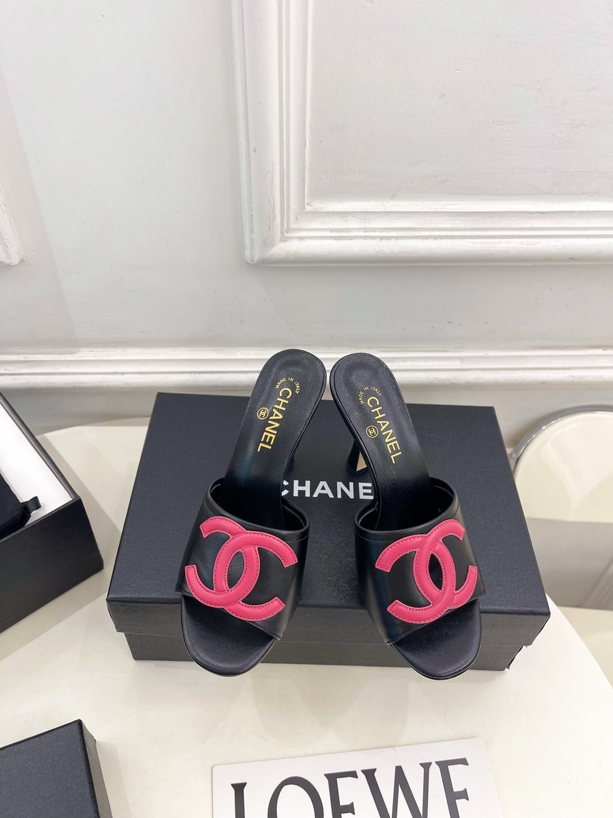 CC Double C Mules 9.5cm Black Pink Leather 891676