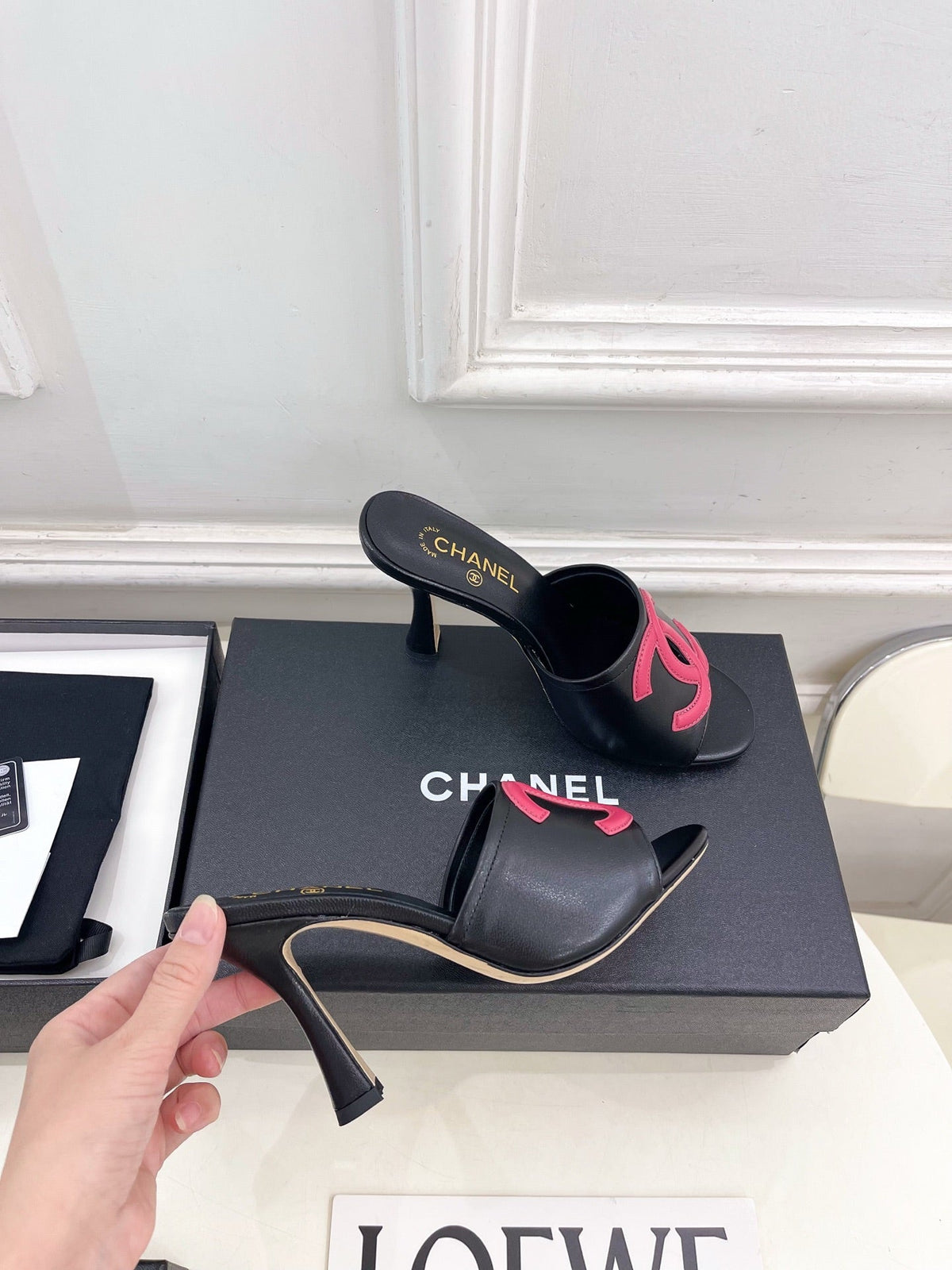 CC Double C Mules 9.5cm Black Pink Leather 891676