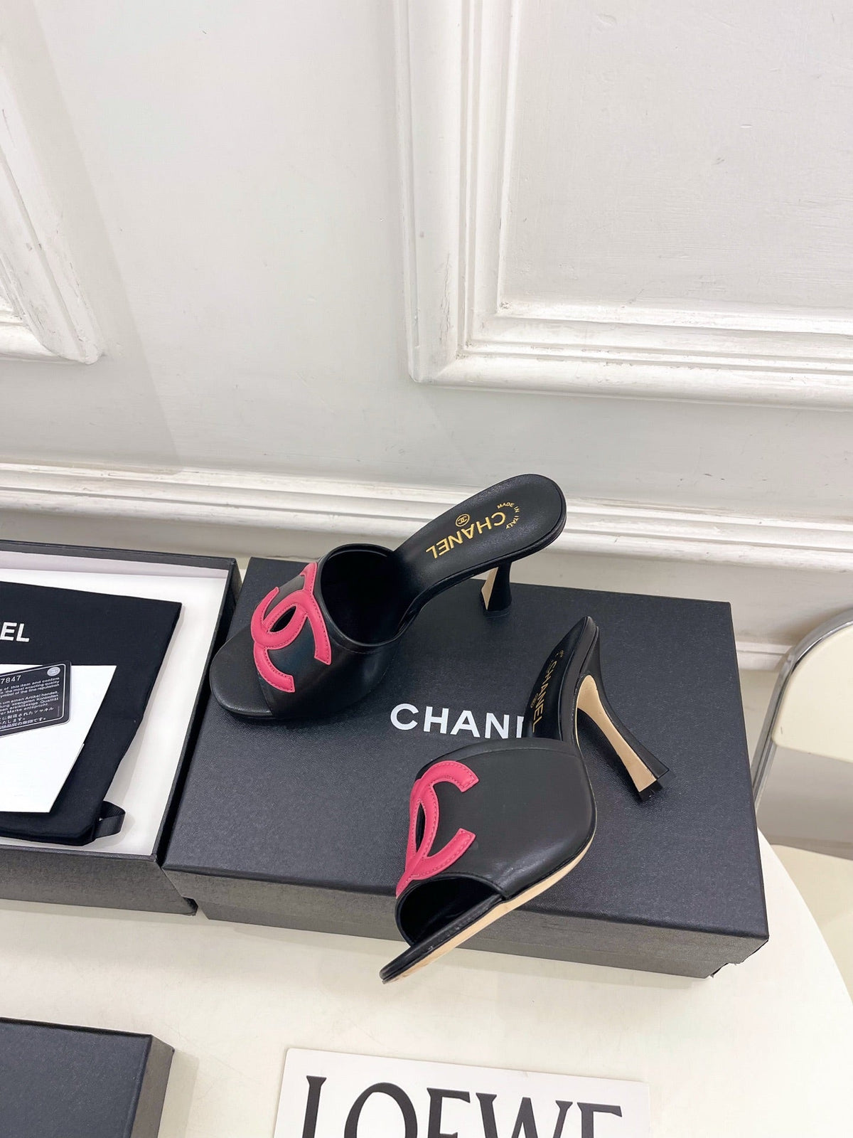 CC Double C Mules 9.5cm Black Pink Leather 891676