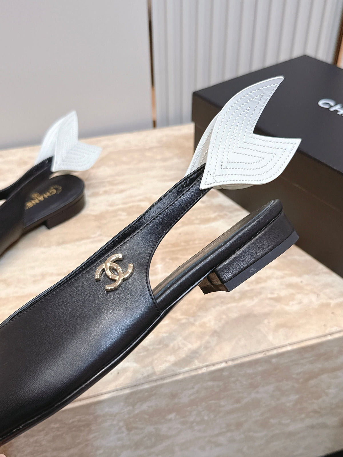 CC Métiers d'Art 2026 Slingback Flats Black Lambskin 898977