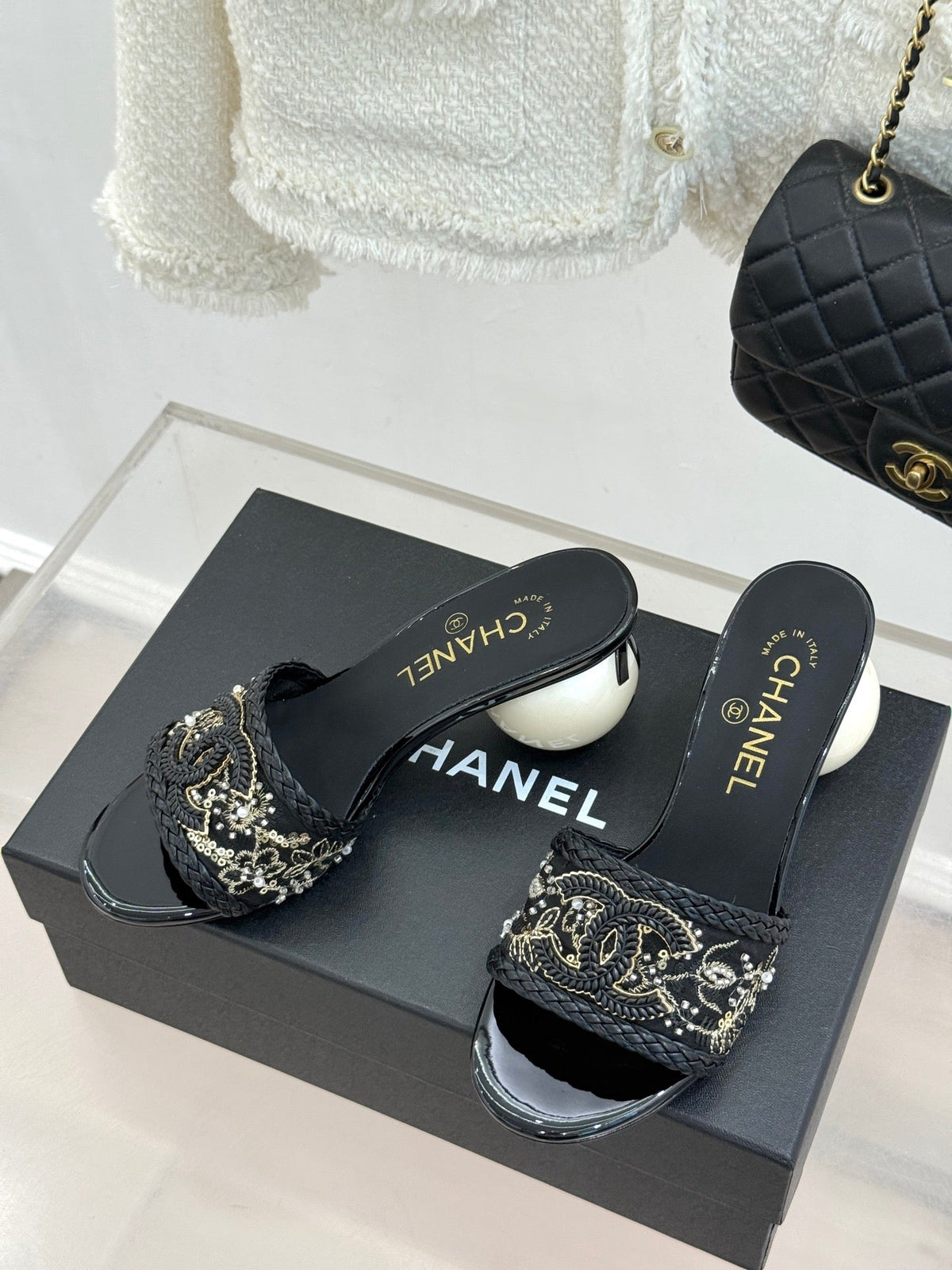 CC Pearl Heel Beaded Embroidered Mules Black Lambskin 904681