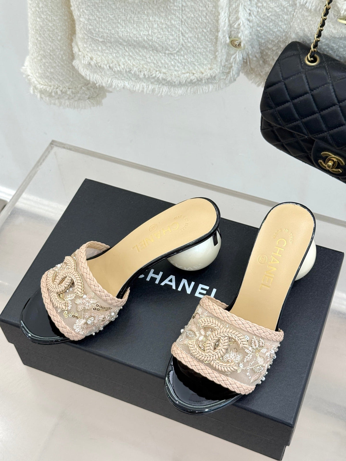 CC Pearl Heel Beaded Embroidered Mules Beige Lambskin 904680
