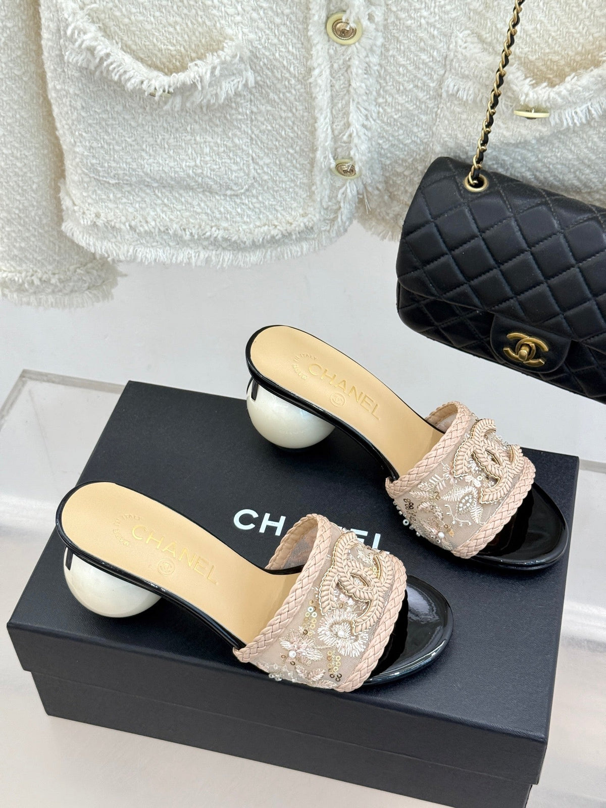 CC Pearl Heel Beaded Embroidered Mules Beige Lambskin 904680