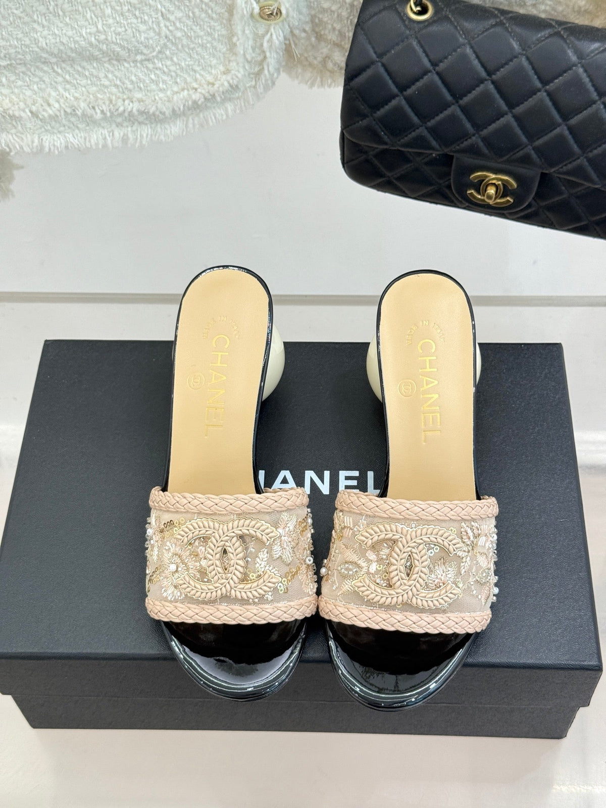 CC Pearl Heel Beaded Embroidered Mules Beige Lambskin 904680