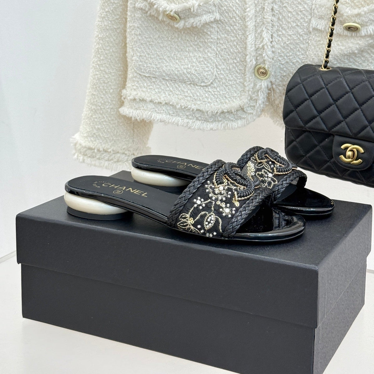 CC Pearl Heel Beaded Embroidered Slides Black Lambskin 904678