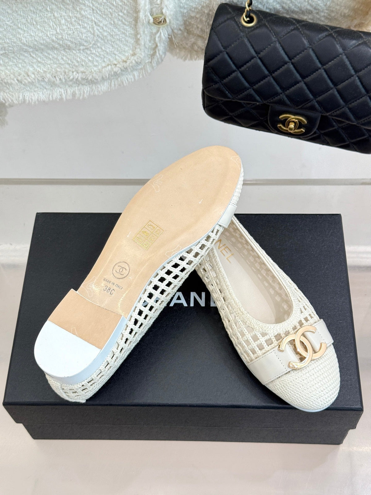 CC Mesh Woven Ballet Flats White Woven Fabric 904673