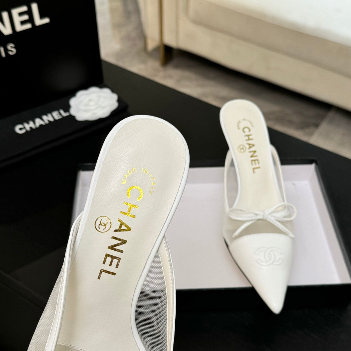 CC Bow Pointed Toe Mules White Mesh & Leather 912943