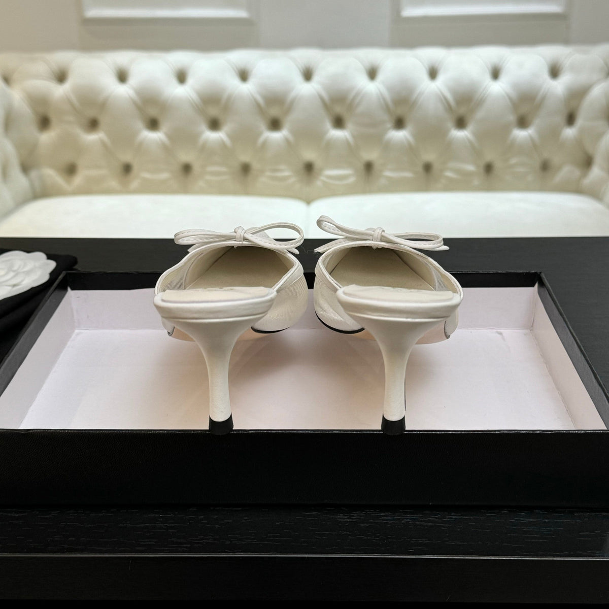 CC Bow Pointed Toe Mules White Mesh & Leather 912943
