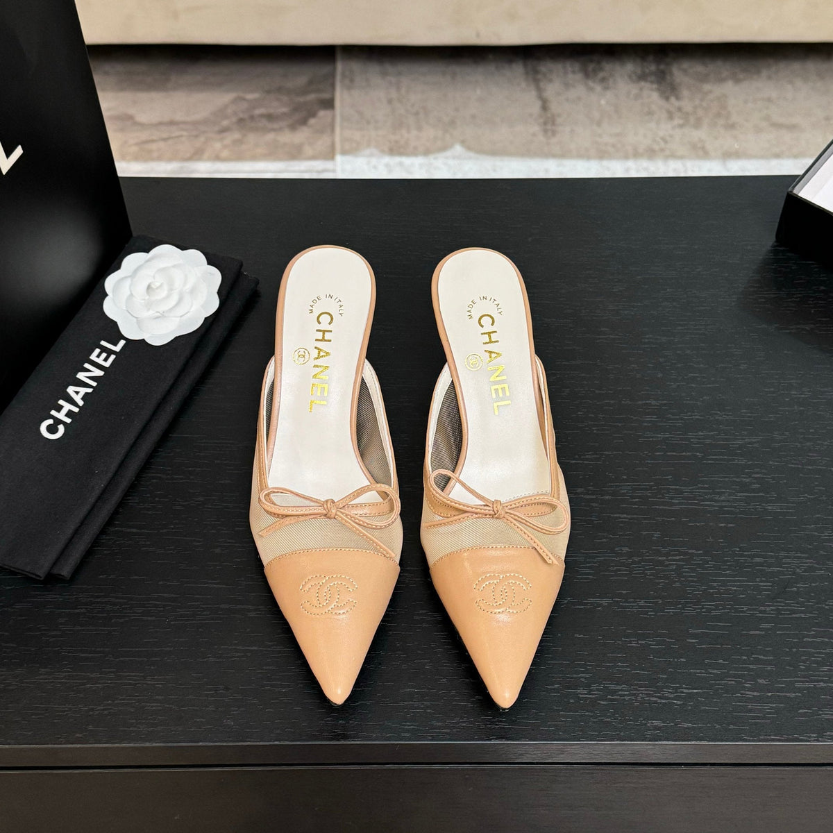 CC Bow Pointed Toe Mules Beige Mesh & Leather 912942