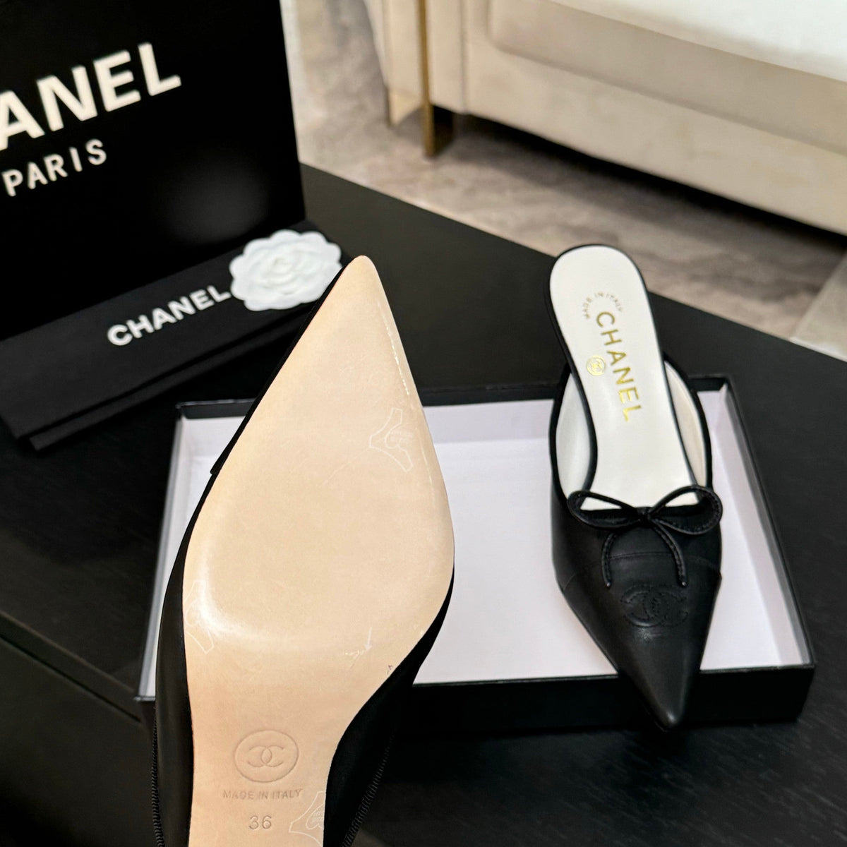 CC Bow Pointed Toe Mules Black Leather 912936