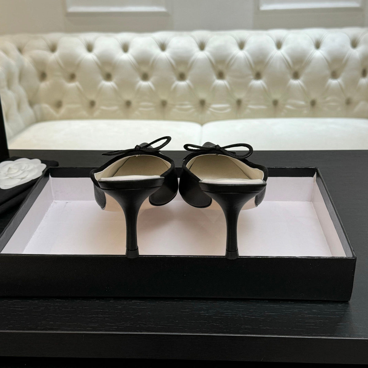 CC Bow Pointed Toe Mules Black Leather 912936