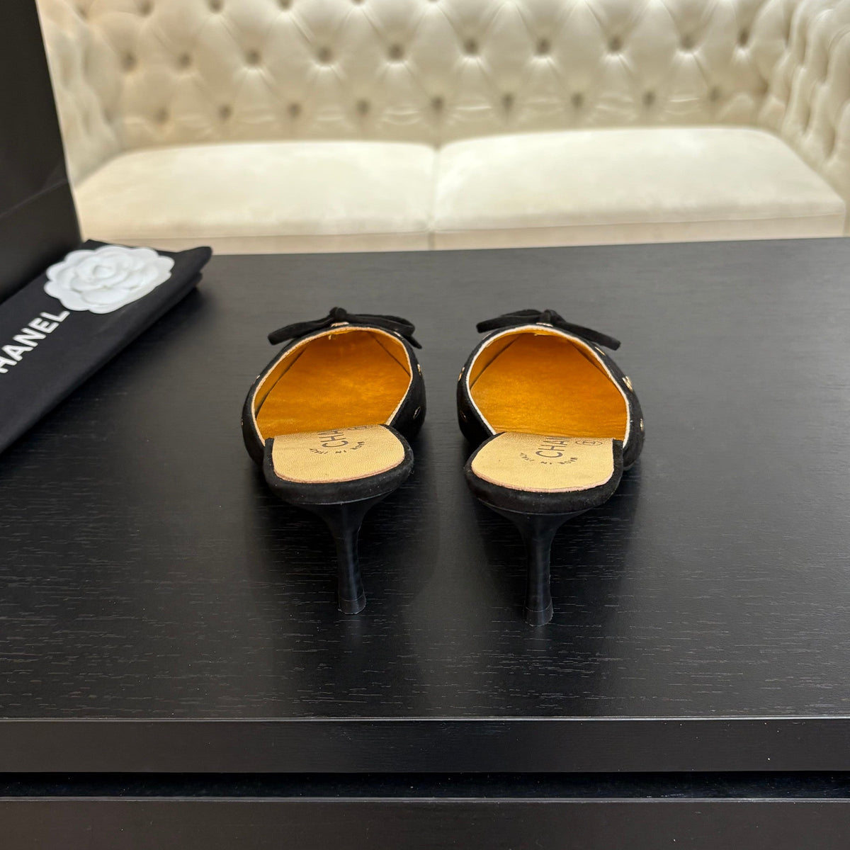 CC Grommet Bow Mules 6.5cm Black Suede Leather 912925
