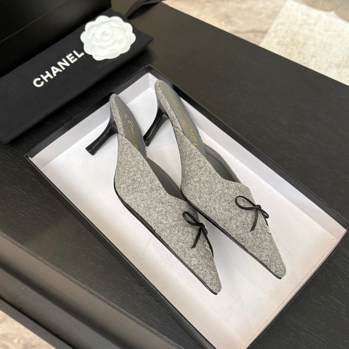 CC Bow Pointed Toe Mules 6.5cm Grey Tweed 912923