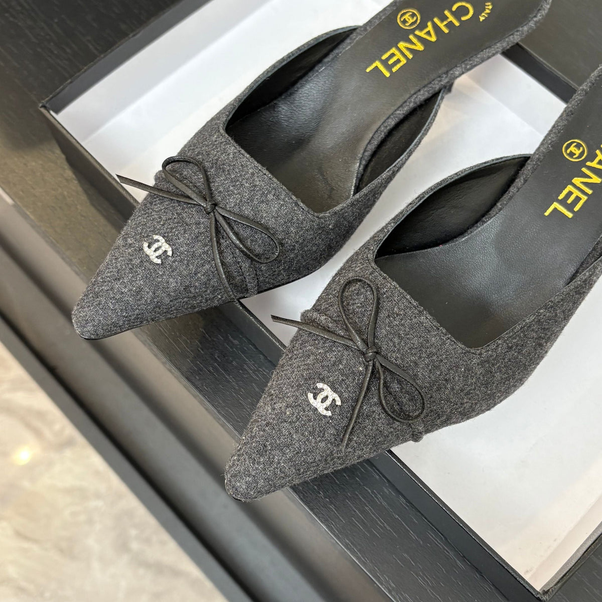 CC Bow Pointed Toe Mules 6.5cm Dark Grey Tweed 912922