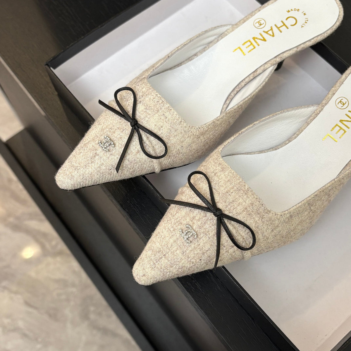 CC Bow Pointed Toe Mules 6.5cm Beige Tweed 912921