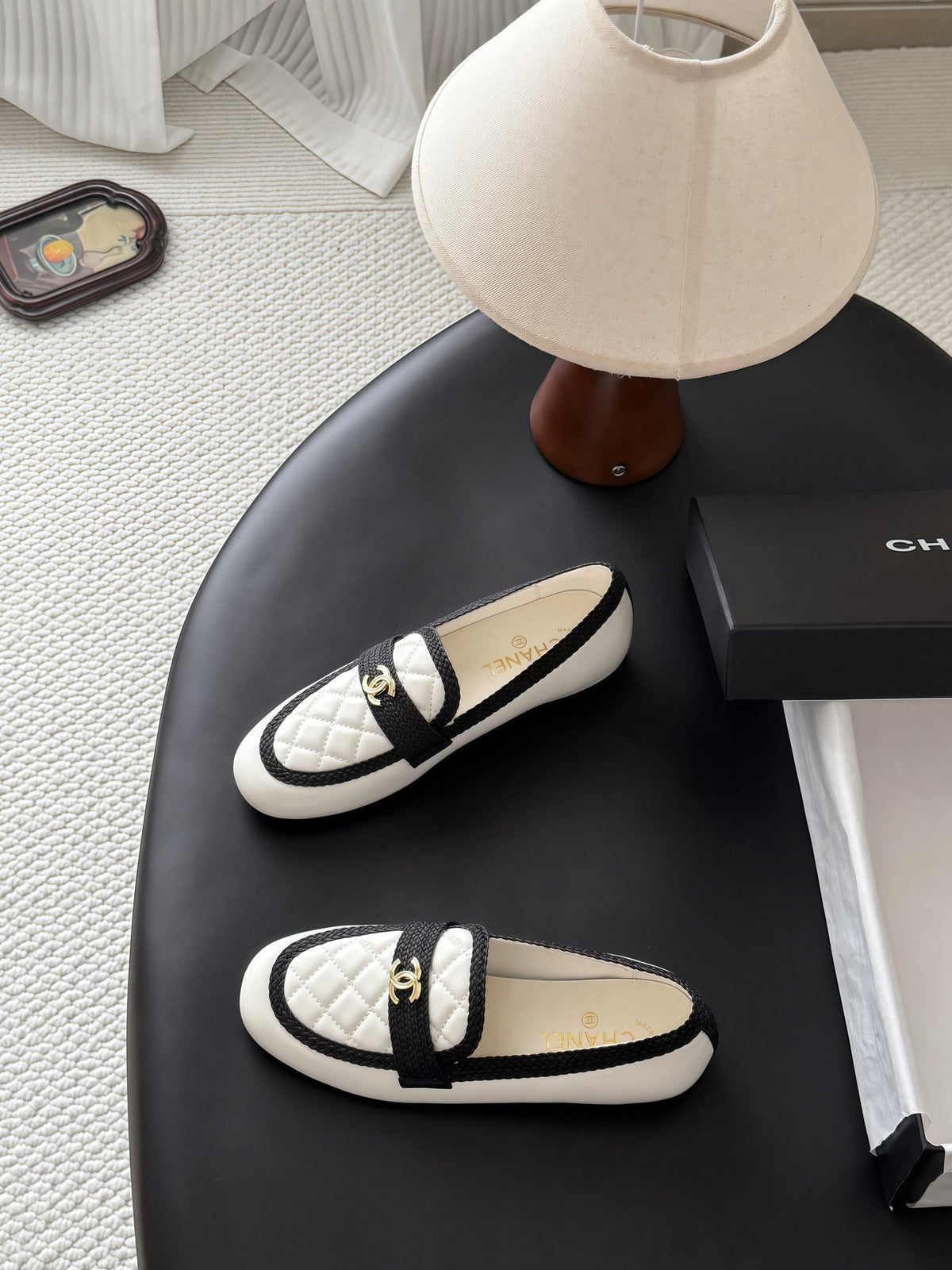 CC Quilted Logo Loafers White Leather 914189