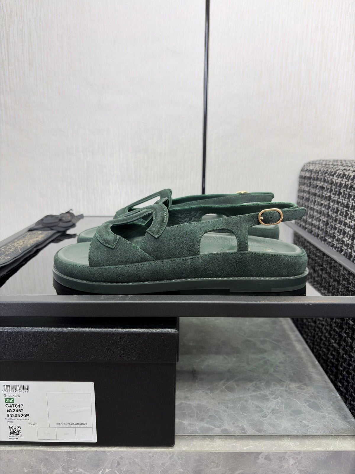 CC Sandals Green Suede Leather 935909