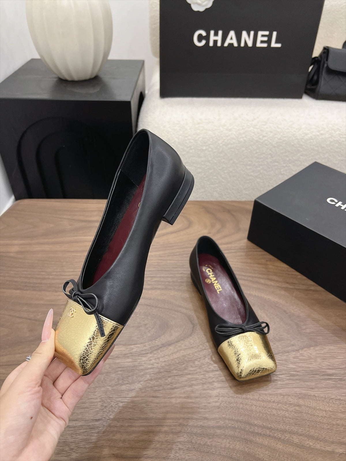 CC Square-Toe Ballet Flats Black Gold Lambskin 961515