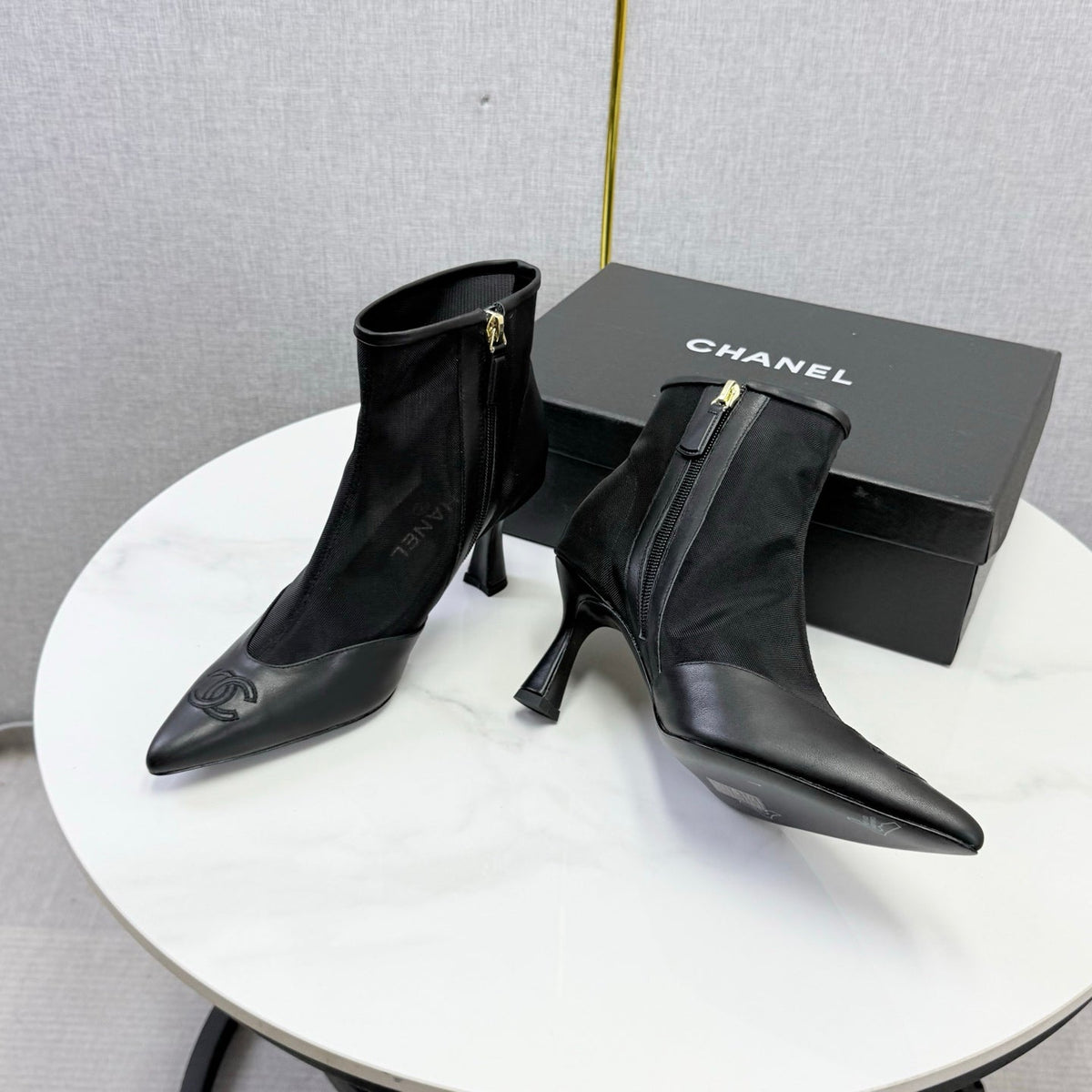 CC 26s Pointed-Toe Stiletto Ankle Boots Black Sheepskin Mesh 972790