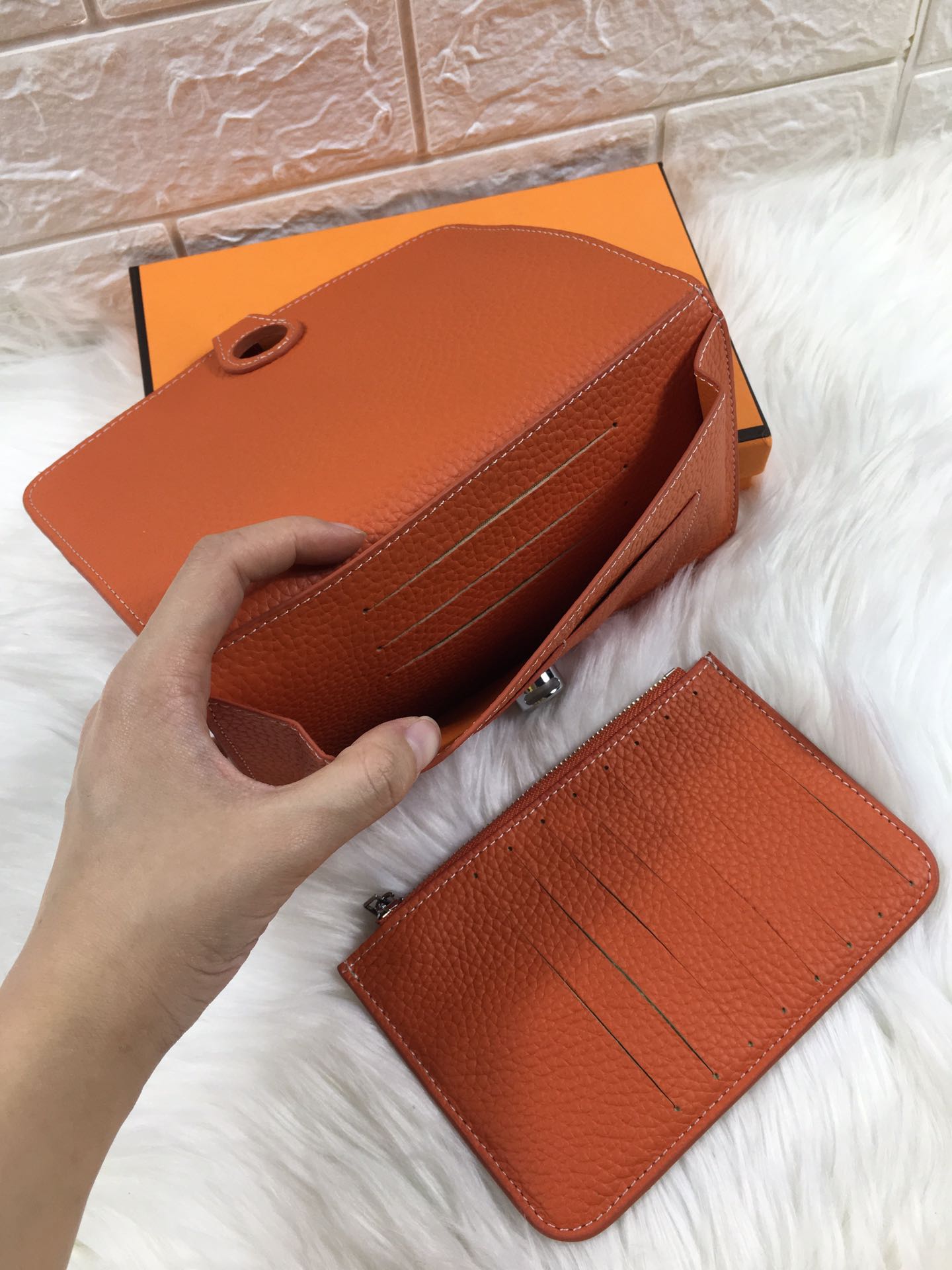 HM Dogon Wallet 20 Orange Grained Calfskin