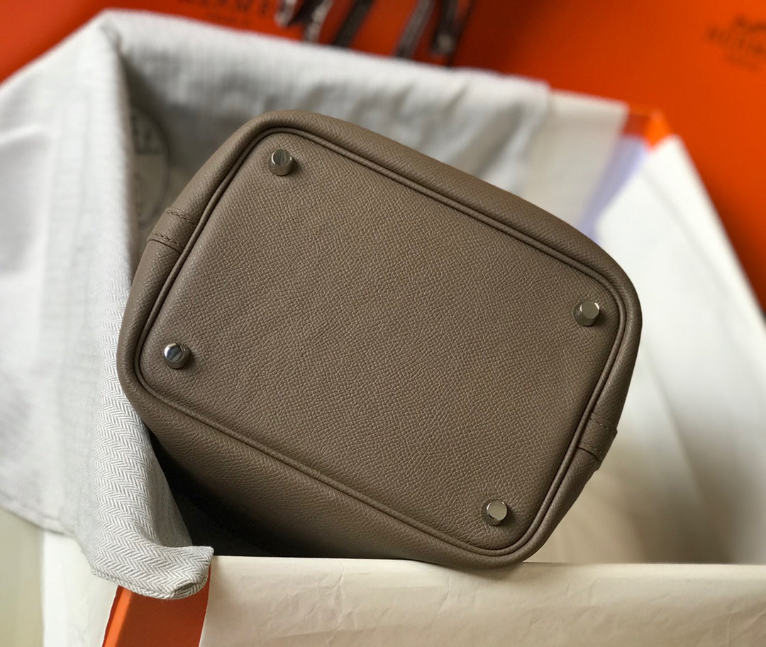 HM PICOTIN LOCK 18 TAUPE EPSOM WITH BRAID STRAP