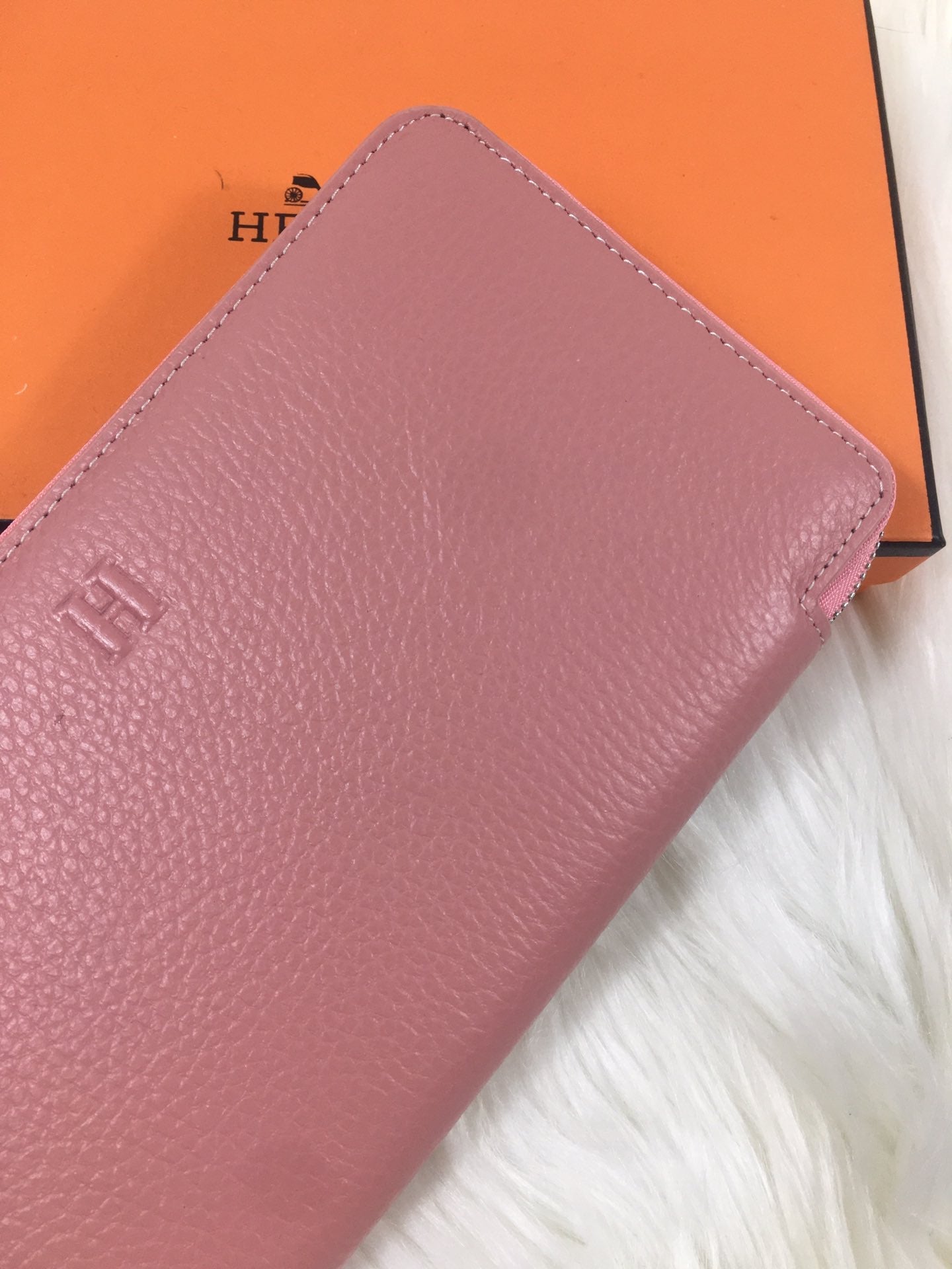 HM Silk'in Classic Wallet 20 Light Pink Grained Calfskin