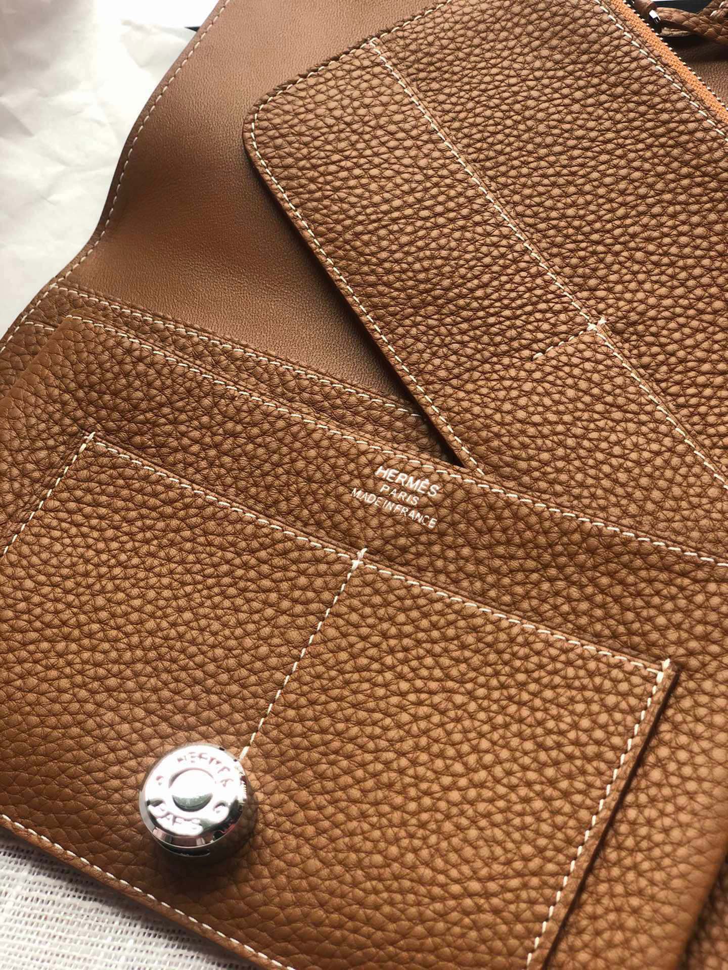 HM Dogon Wallet 20 Tan Togo SHW