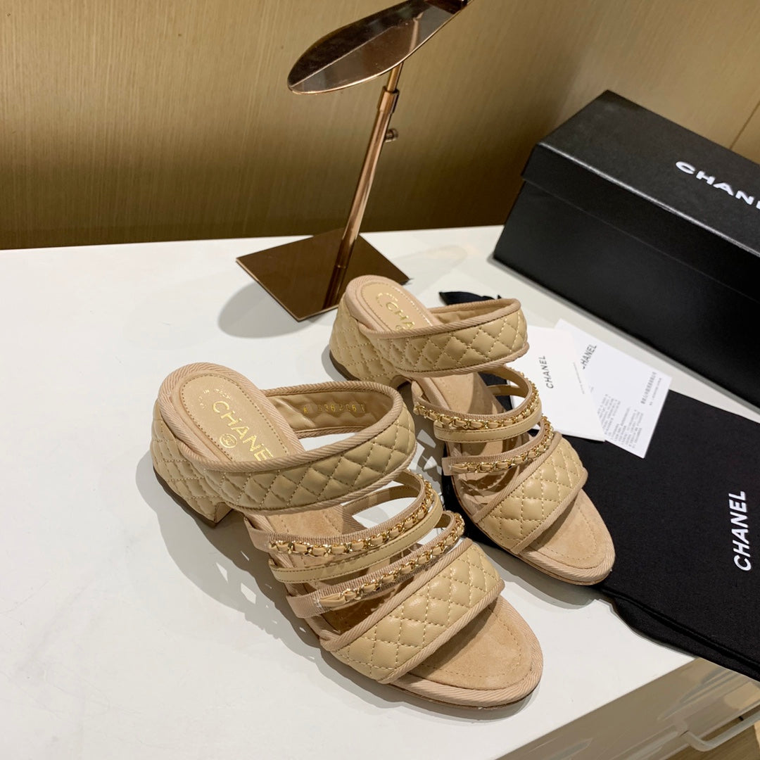 CC 26s Elegant Chain Sandals 4.5cm Beige Sheepskin 868703