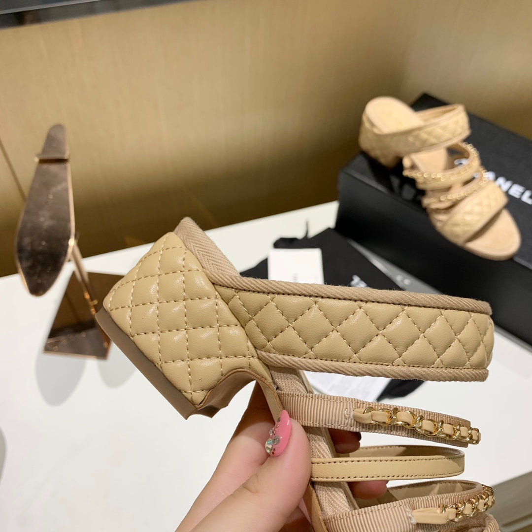CC 26s Elegant Chain Sandals 4.5cm Beige Sheepskin 868703