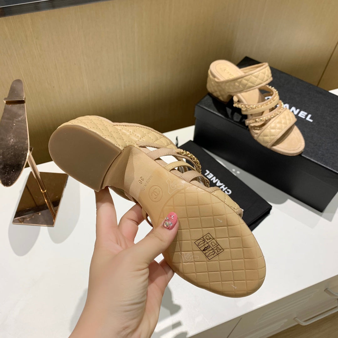CC 26s Elegant Chain Sandals 4.5cm Beige Sheepskin 868703