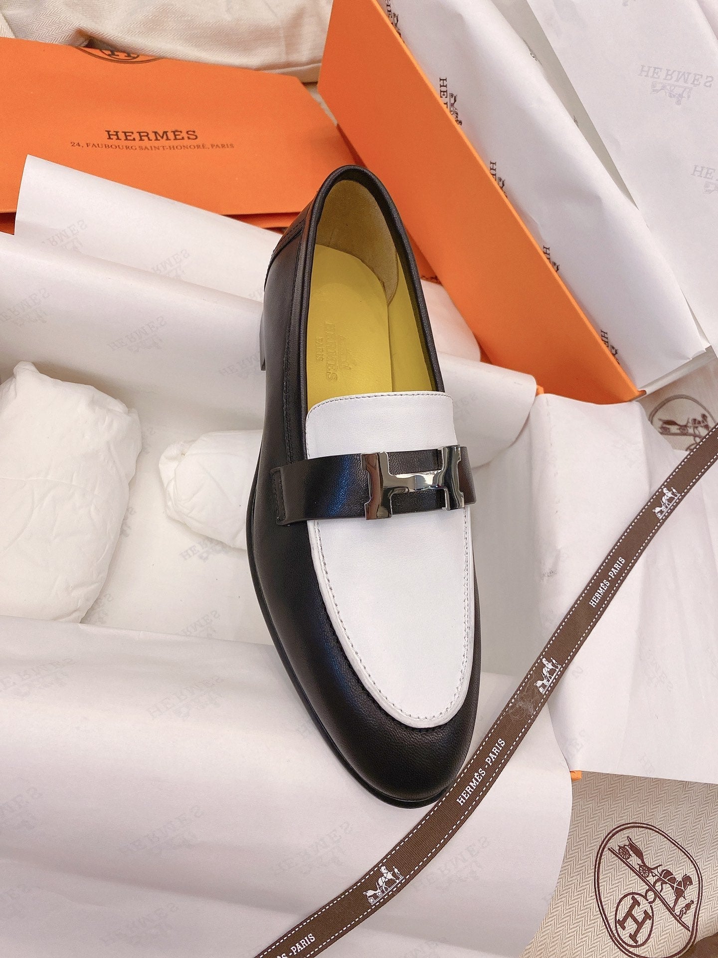 HM Paris Loafer Black White Goat Leather 348034