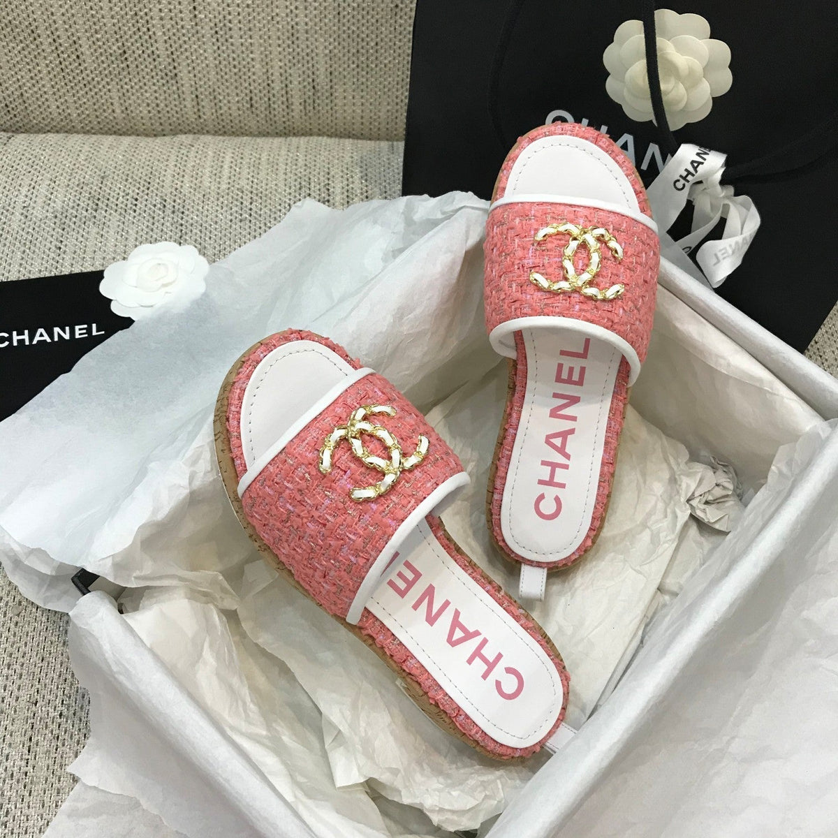 CC 26s Wooden Slippers White Hot Pink Tweed Lambskin 916903