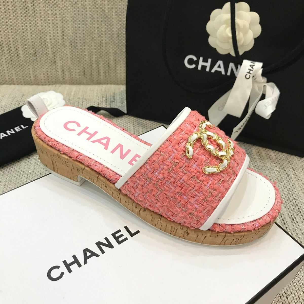 CC 26s Wooden Slippers White Hot Pink Tweed Lambskin 916903