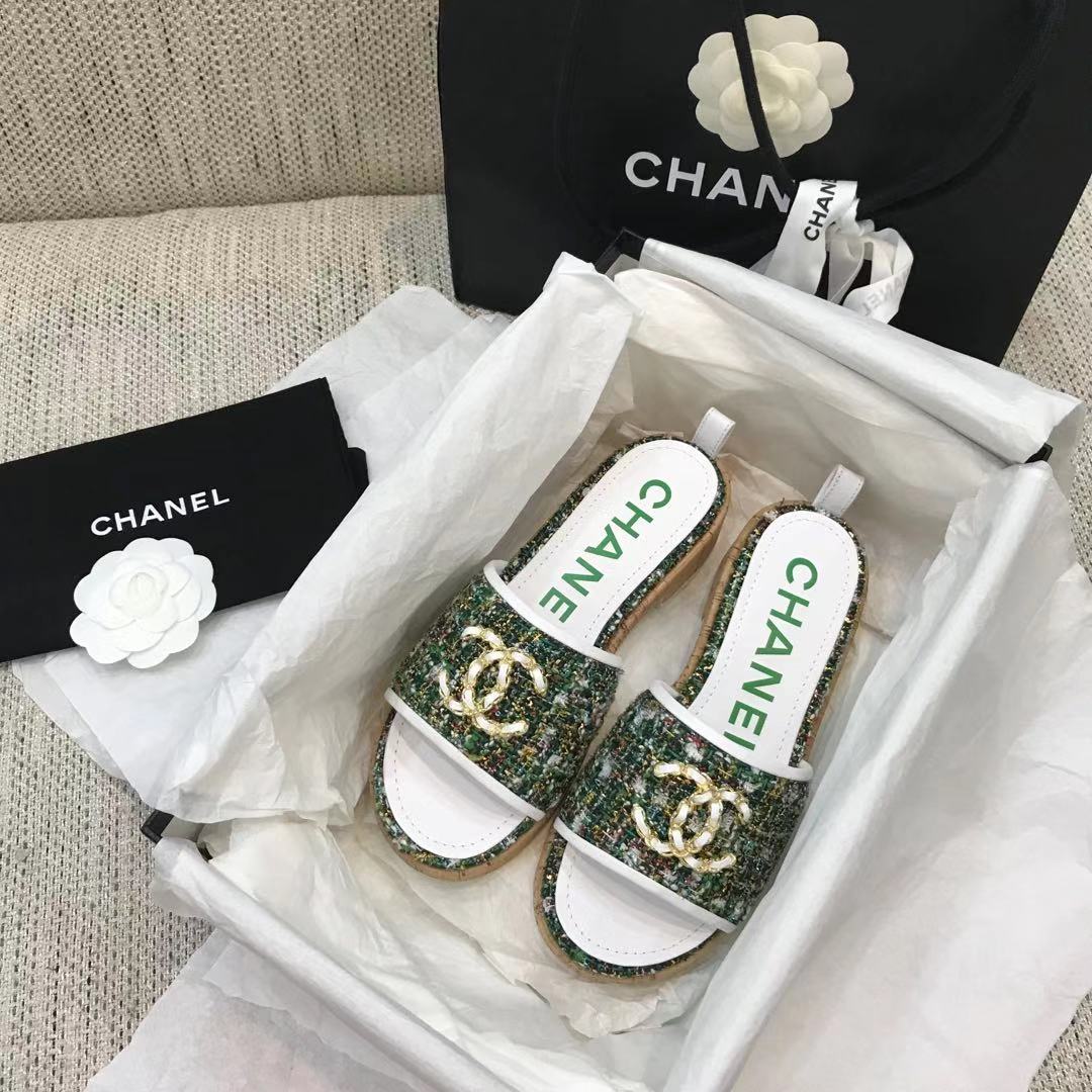 CC 26s Wooden Slippers White Green Tweed Lambskin 916904