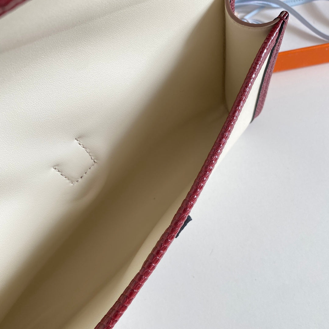 HM Jige Elan 29 Clutch In White Calfskin With Garnet Red Lizard Skin (25 days of production)