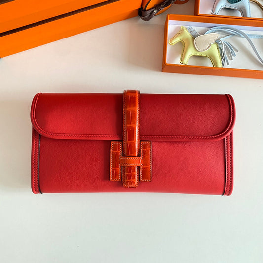 HM Jige Elan 29 Clutch In Ruby Red Calfskin With Apple Red Lizard Skin (25 days of production)