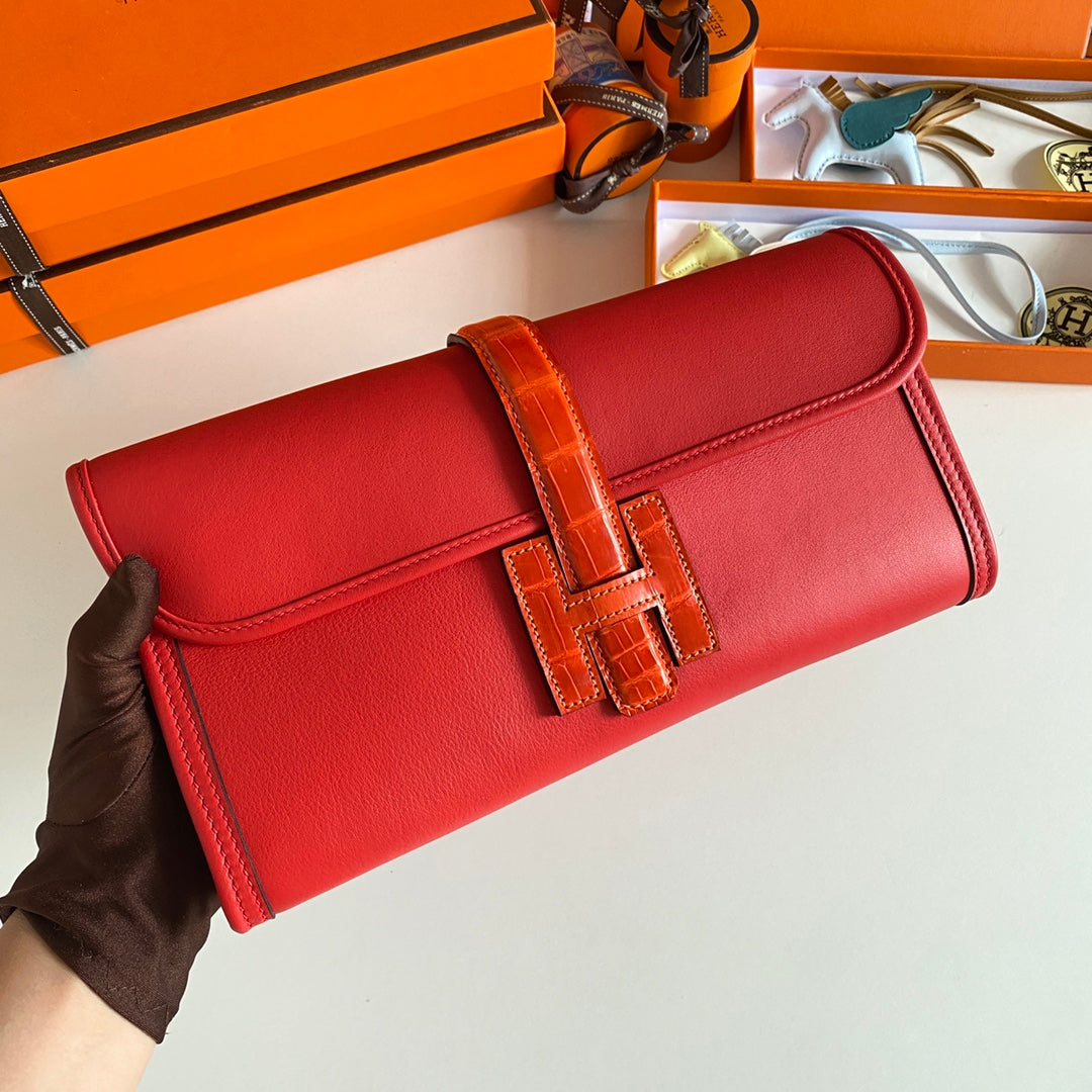 HM Jige Elan 29 Clutch In Ruby Red Calfskin With Apple Red Lizard Skin (25 days of production)