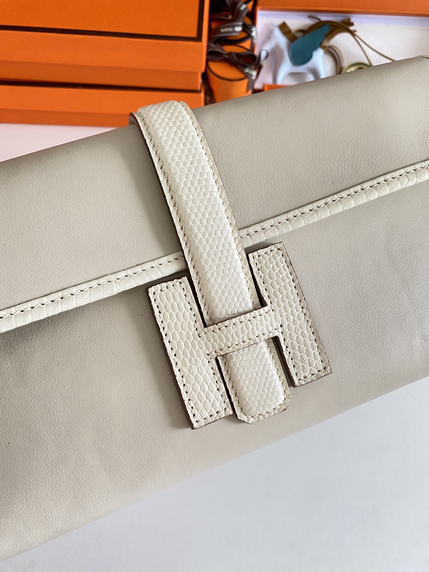 HM Jige Elan 29 Clutch In Bisque Beige Calfskin With Lizard Skin (25 days of production)