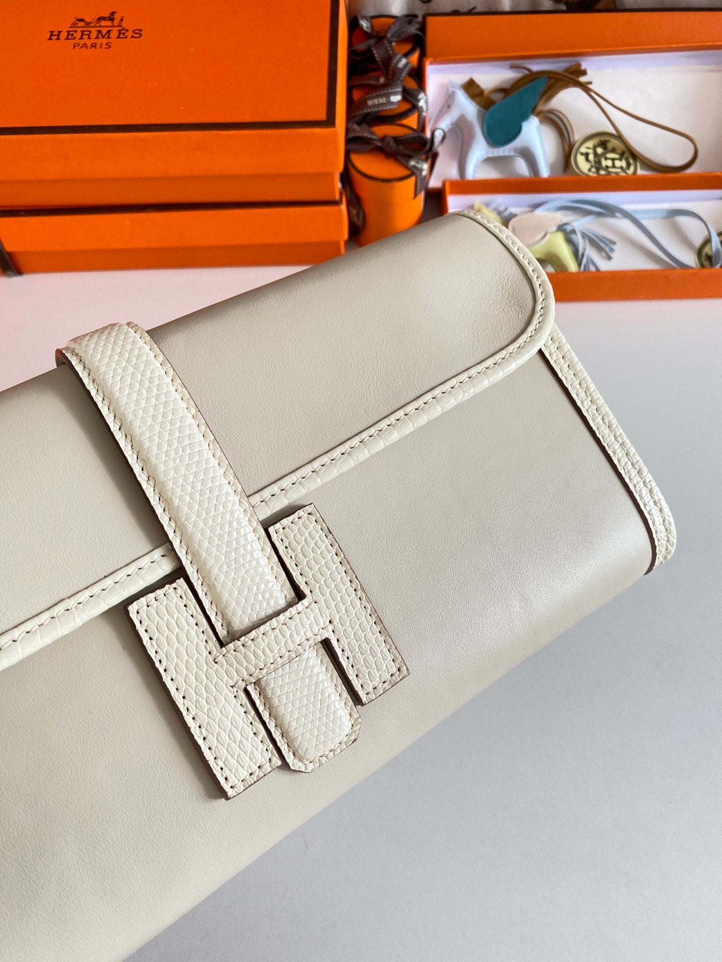 HM Jige Elan 29 Clutch In Bisque Beige Calfskin With Lizard Skin (25 days of production)