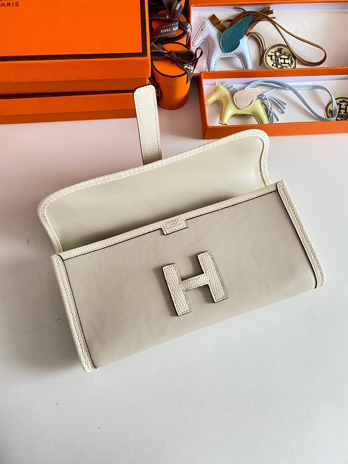 HM Jige Elan 29 Clutch In Bisque Beige Calfskin With Lizard Skin (25 days of production)