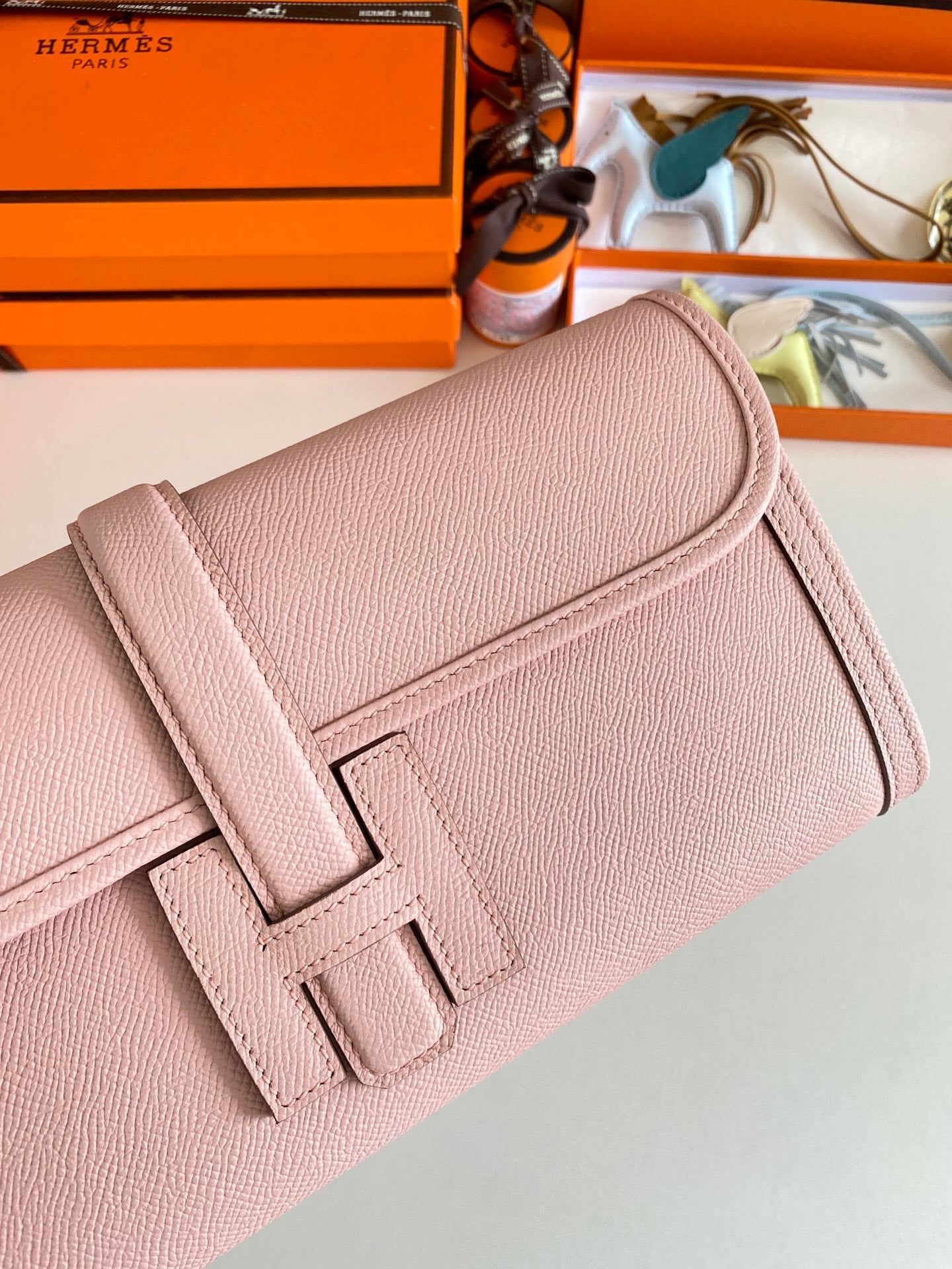 HM Jige Elan 29 Clutch In Crepe Pink Calfskin (25 days of production)
