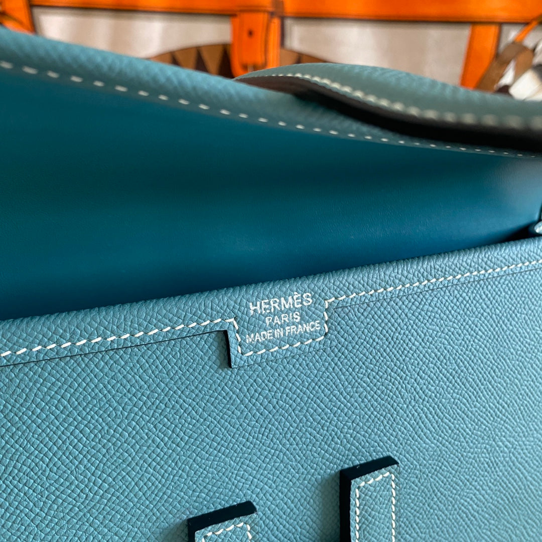 HM Jige Elan 29 Clutch In Aegean Blue Calfskin (25 days of production)