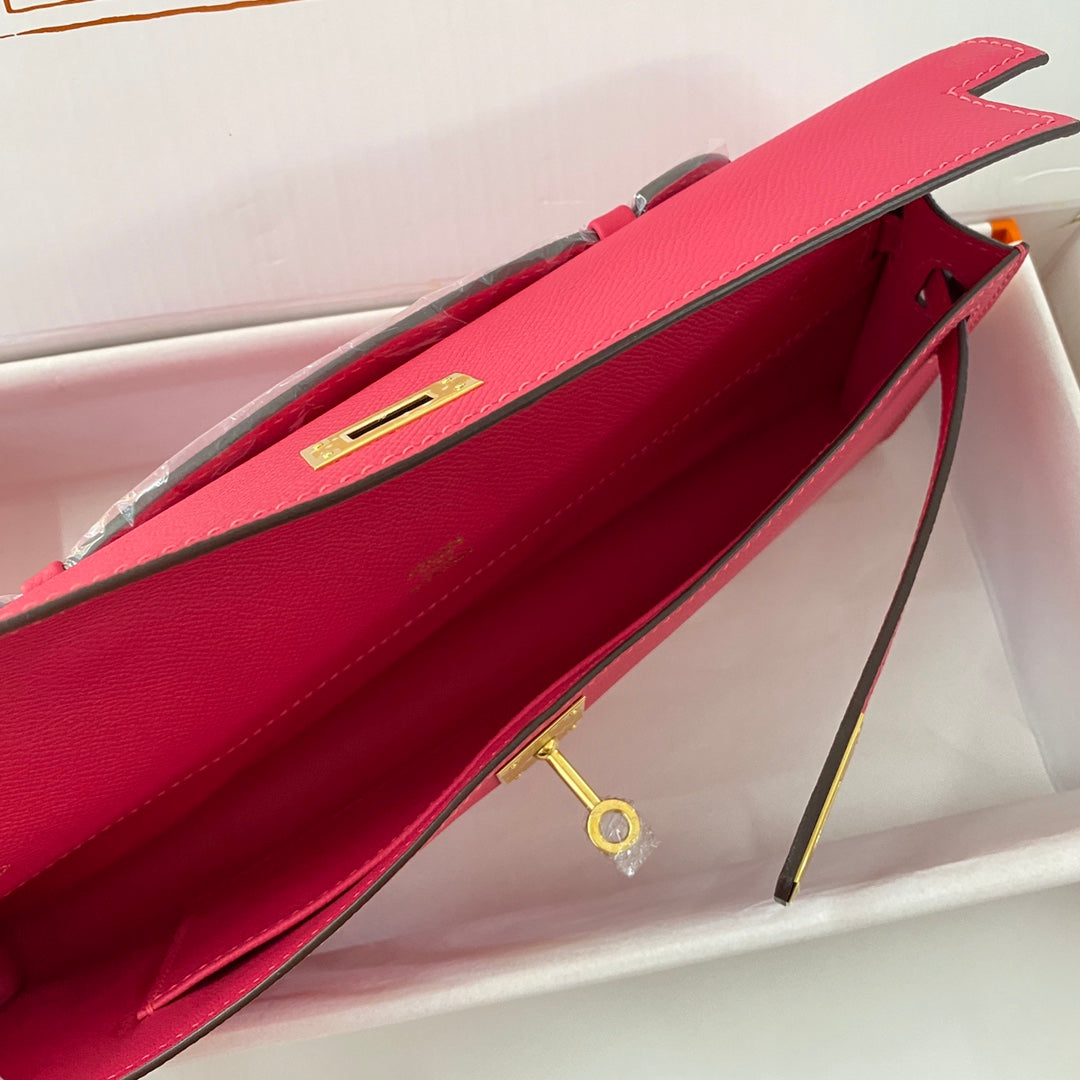 HM Kelly Cut 31 Crimson Pink Epsom Leather Gold Hardware 229060