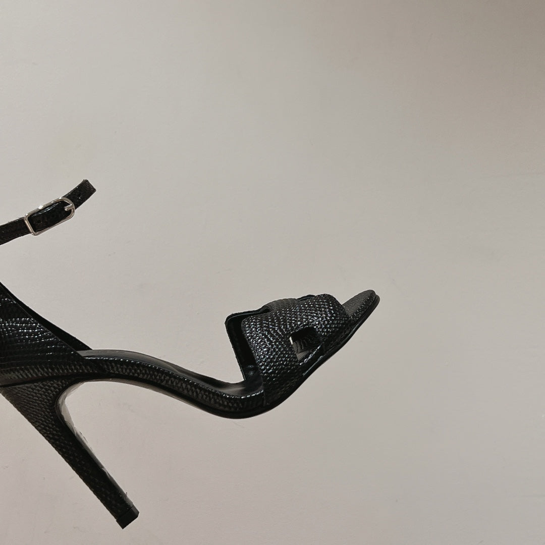 HM Premiere 115 Sandal In Black Grained Calfskin