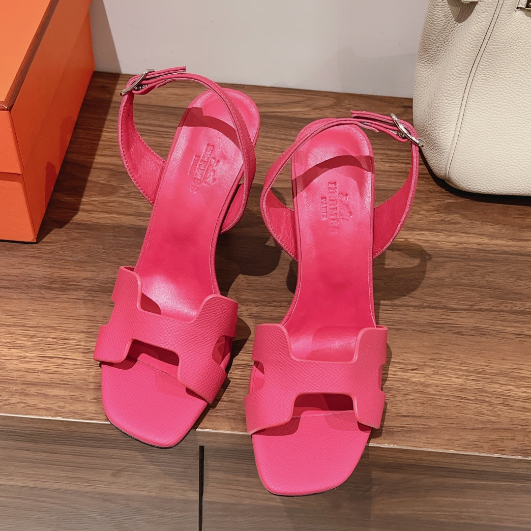 HM Holy 105 Sandal In Bright Pink Grained Calfskin