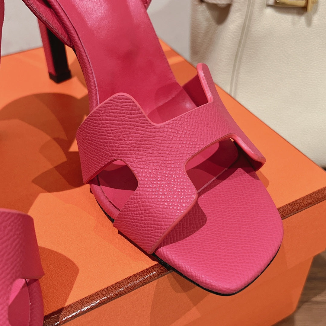 HM Holy 105 Sandal In Bright Pink Grained Calfskin