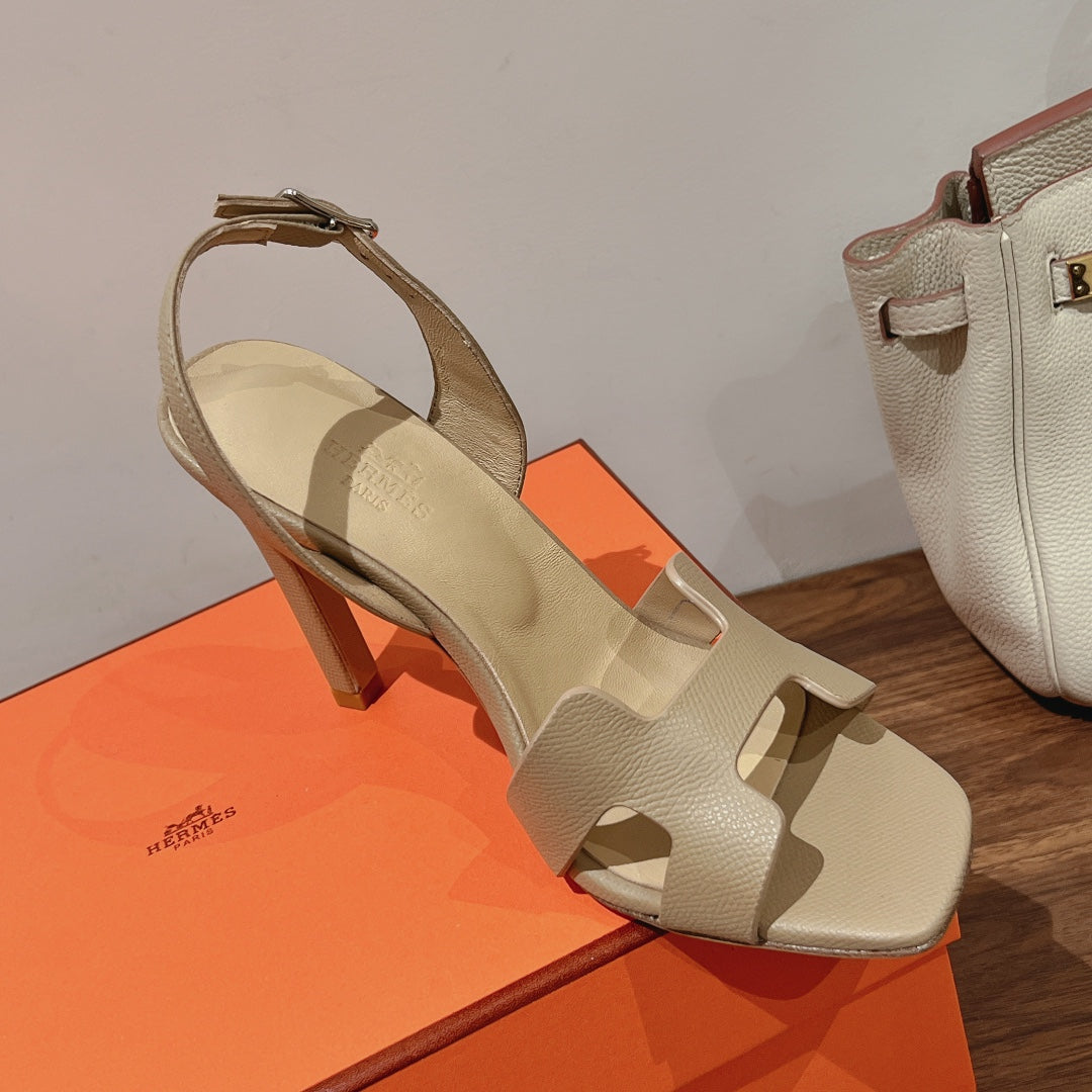 HM Holy 105 Sandal In Bisque Beige Grained Calfskin